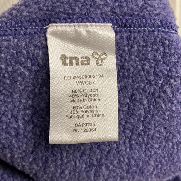 Aritzia TNA sweat shorts size L - Picture 9 of 11